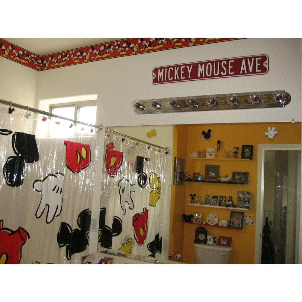 Disney Scattered Mickey Mouse Parts 70